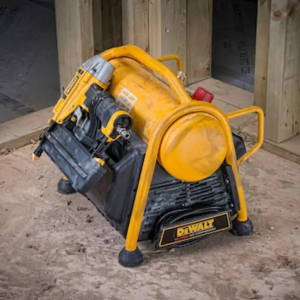 Compressor 6L 1,5Hp Dewalt DPC6MRC-QS