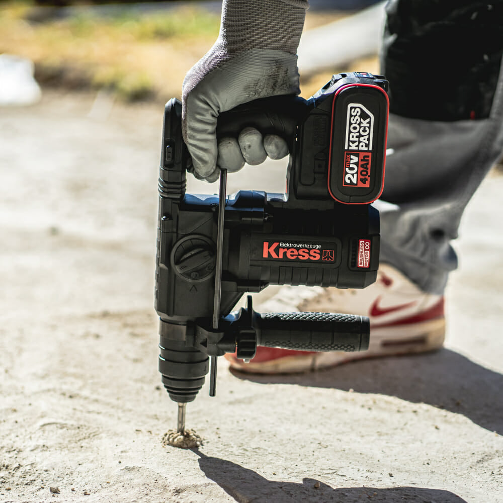 Martelo Perfurador Kress Profissional 20 V Sds-Plus Kuc61.2 + 2 Baterias 20V 4.0Ah + Carregador + Mala