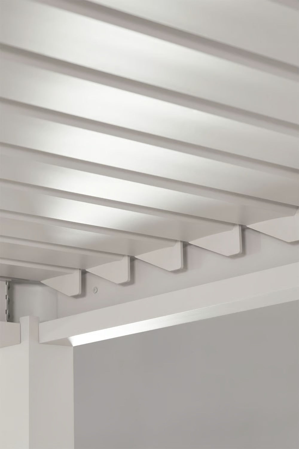 Pérgola Bioclimática em Alumínio Druvia - Cobertura Orientável 0-90º com Painel Lateral de Privacidade